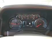 ✅ 2018 Chevrolet Suburban LT • VIN: 1GNSCHKC9JR217766 • Lot: 75172934. Wystawiony na Copart z przebiegiem 86 693 mil. Bezpłatny archiwum sprzedaży aukcyjnych z USA i szczegółowy raport historii pojazdu na DreamBid. Zdjęcie 9.