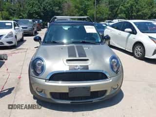 2009 MINI Hardtop S with VIN WMWMF73529TX40576, listed as a IAAI auction lot 42462085 with 77,936 mi miles and . Bid and sale history available at DreamBid. Image 6.