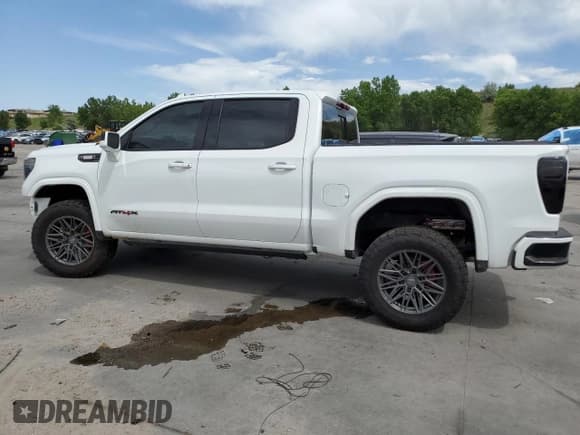 ✅ 2025 GMC Sierra 1500 AT4X • VIN: 3GTUUFE81SG204697 • Лот: 59916795. Опубликован ранее на Copart с пробегом 1 775 миль. Бесплатный доступ к архиву аукционных продаж из США и подробный отчёт об истории автомобиля на DreamBid. Изображение 2.