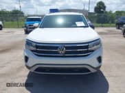 ✅ 2023 Volkswagen Atlas SE • VIN: 1V2WR2CA7PC539559 • Lot: 42756067. Wystawiony na IAAI z przebiegiem 44 364 mil. Bezpłatny archiwum sprzedaży aukcyjnych z USA i szczegółowy raport historii pojazdu na DreamBid. Zdjęcie 12.