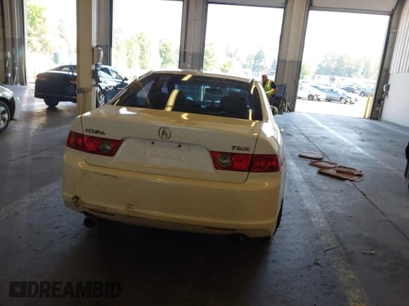 ✅ 2006 Acura TSX Navi • VIN: JH4CL96926C004779 • Lot: 43290836. Listed on IAAI with 182,911 mi. Free auction sales archive from the USA and detailed vehicle history report at DreamBid. Image 16.