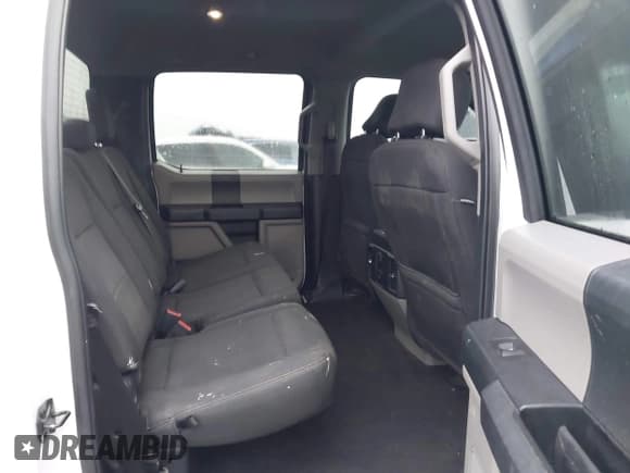 ✅ 2020 Ford F-150 XL • VIN: 1FTEW1CP2LFB98438 • Lot: 43185607. Listed on IAAI with 136,363 mi. Free auction sales archive from the USA and detailed vehicle history report at DreamBid. Image 8.