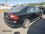 ✅ 2015 Volvo S80 • VIN: YV126MAC0F1183792 • Lot: 54804885. Listed on Copart with 215,575 mi. Free auction sales archive from the USA and detailed vehicle history report at DreamBid. Image 3.