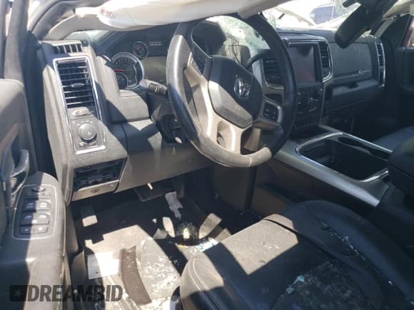 ✅ 2018 Ram 2500 Laramie • VIN: 3C6UR5NJ3JG252142 • Lot: 58724454. Listed on Copart with 99,079 mi. Free auction sales archive from the USA and detailed vehicle history report at DreamBid. Image 8.