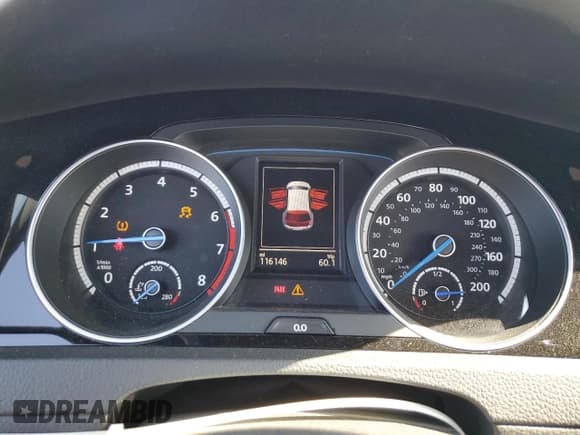 ✅ 2016 Volkswagen Golf R • VIN: WVWUF7AU7GW284485 • Лот: 54009055. Опубликован ранее на Copart с пробегом 116 146 миль. Бесплатный доступ к архиву аукционных продаж из США и подробный отчёт об истории автомобиля на DreamBid. Изображение 9.