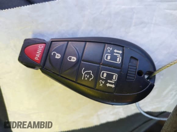 ✅ 2014 Dodge Grand Caravan SXT • VIN: 2C4RDGCGXER140972 • Lot: 43640245. Listed on IAAI with 83,343 mi. Free auction sales archive from the USA and detailed vehicle history report at DreamBid. Image 11.