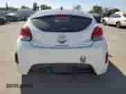 2013 Hyundai Veloster w/Black Int с VIN KMHTC6AD4DU147327, выставлен на аукционе Copart как лот 70406034 с пробегом 121 381 миль миль и Списание • Salvage title. История ставок и продаж доступна на DreamBid. Изображение 6.