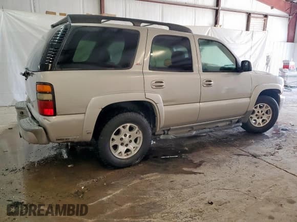 ✅ 2006 Chevrolet Tahoe Z71 • VIN: 1GNEC13Z26R128555 • Lot: 67589535. Listed on Copart with 267,263 mi. Free auction sales archive from the USA and detailed vehicle history report at DreamBid. Image 3.