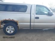 ✅ 2003 Chevrolet Silverado 1500 Work Truck • VIN: 1GCEC14X73Z171757 • Лот: 41814219. Опубликован ранее на IAAI с пробегом 123 206 миль. Бесплатный доступ к архиву аукционных продаж из США и подробный отчёт об истории автомобиля на DreamBid. Изображение 6.