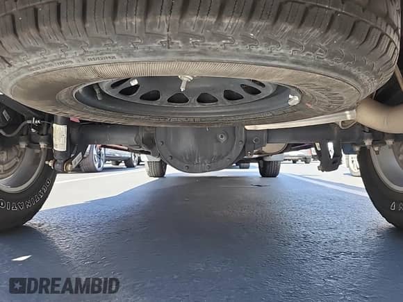 2024 Chevrolet Silverado 1500 LT с VIN 1GCRDDEK1RZ155405, выставлен на аукционе IAAI как лот 43635889 с пробегом 50 431 миль миль и . История ставок и продаж доступна на DreamBid. Изображение 46.