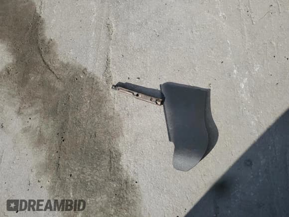 ✅ 2008 Pontiac G6 GT • VIN: 1G2ZH17N084265923 • Lot: 93060815. Wystawiony na Copart z przebiegiem 159 622 mil. Bezpłatny archiwum sprzedaży aukcyjnych z USA i szczegółowy raport historii pojazdu na DreamBid. Zdjęcie 12.