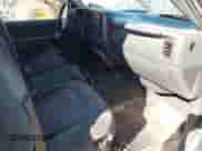 2000 Chevrolet Silverado 2500 LT с VIN 1GCGK29U9YE375586, выставлен на аукционе IAAI как лот 41871108 с пробегом 233 960 миль миль и . История ставок и продаж доступна на DreamBid. Изображение 5.