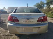 ✅ 2010 Chrysler Sebring Limited • VIN: 1C3CC5FB2AN110535 • Лот: 84455825. Опубликован ранее на Copart с пробегом 115 592 миль. Бесплатный доступ к архиву аукционных продаж из США и подробный отчёт об истории автомобиля на DreamBid. Изображение 6.
