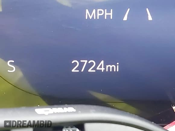 ✅ 2025 Buick Envision Preferred • VIN: LRBFZKE47SD080978 • Lot: 43373507. Listed on IAAI with 2,724 mi. Free auction sales archive from the USA and detailed vehicle history report at DreamBid. Image 15.