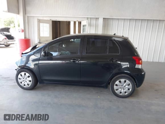 ✅ 2010 Toyota Yaris • VIN: JTDKT4K33A5319153 • Lot: 42512684. Listed on IAAI with 116,478 mi. Free auction sales archive from the USA and detailed vehicle history report at DreamBid. Image 15.