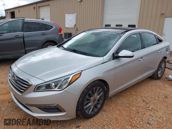 ✅ 2015 Hyundai Sonata Sport • VIN: 5NPE34AF4FH108205 • Лот: 43382150. Опубликован ранее на IAAI с пробегом 124 259 миль. Бесплатный доступ к архиву аукционных продаж из США и подробный отчёт об истории автомобиля на DreamBid. Изображение 2.