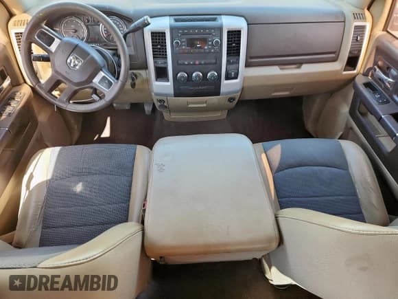 ✅ 2009 Dodge 1500 SLT • VIN: 1D3HB18T39S759929 • Lot: 58380285. Wystawiony na Copart z przebiegiem 167 094 mil. Bezpłatny archiwum sprzedaży aukcyjnych z USA i szczegółowy raport historii pojazdu na DreamBid. Zdjęcie 8.