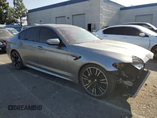 ✅ 2020 BMW M5 Competition • VIN: WBSJF0C09LCD44004 • Lot: 62983223. Wystawiony na Copart z przebiegiem 17 529 mil. Bezpłatny archiwum sprzedaży aukcyjnych z USA i szczegółowy raport historii pojazdu na DreamBid. Zdjęcie 4.