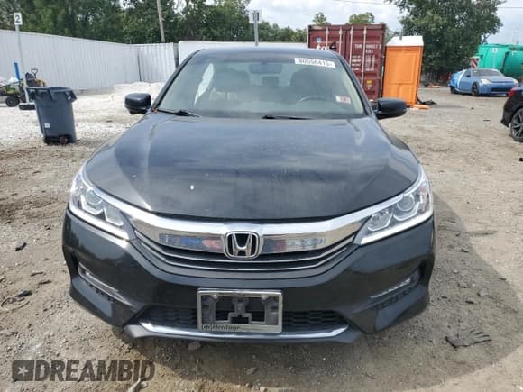 ✅ 2017 Honda Accord EX-L • VIN: 1HGCR2F81HA143767 • Лот: 80556415. Опубликован ранее на Copart с пробегом 114 022 миль. Бесплатный доступ к архиву аукционных продаж из США и подробный отчёт об истории автомобиля на DreamBid. Изображение 5.