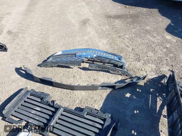 2017 Chevrolet Tahoe LT z VIN 1GNSKBKC4HR115785, wystawiony jako IAAI lot #43473656 z przebiegiem 160 271 mil mil oraz . Historia ofert i sprzedaży dostępna na DreamBid. Obrazek 20.