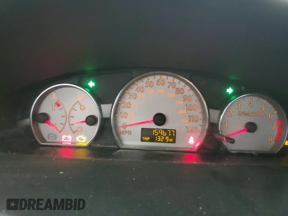 ✅ 2006 Saturn ION • VIN: 1G8AW15F46Z203512 • Lot: 63003575. Wystawiony na Copart z przebiegiem 159 677 mil. Bezpłatny archiwum sprzedaży aukcyjnych z USA i szczegółowy raport historii pojazdu na DreamBid. Zdjęcie 9.