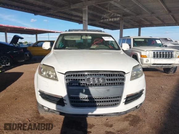 ✅ 2007 Audi Q7 Premium • VIN: WA1BY74L17D097897 • Лот: 43722000. Опубликован ранее на IAAI с пробегом 171 737 миль. Бесплатный доступ к архиву аукционных продаж из США и подробный отчёт об истории автомобиля на DreamBid. Изображение 6.
