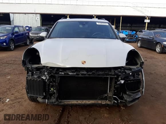 ✅ 2020 Porsche Cayenne • VIN: WP1AA2AY1LDA10064 • Лот: 73385652. Опубликован ранее на Copart с пробегом 14 048 миль. Бесплатный доступ к архиву аукционных продаж из США и подробный отчёт об истории автомобиля на DreamBid. Изображение 5.