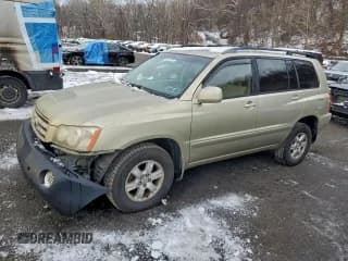 ✅ 2003 Toyota Highlander Limited • VIN: JTEHF21A230154519 • Lot: 94820175. Listed on Copart with 256,011 mi. Free auction sales archive from the USA and detailed vehicle history report at DreamBid. Image 1.