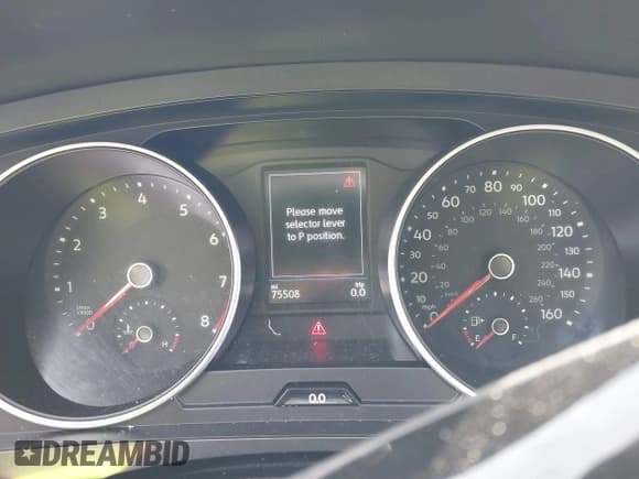 ✅ 2021 Volkswagen Tiguan SE • VIN: 3VV2B7AX1MM070358 • Lot: 41583397. Wystawiony na IAAI z przebiegiem 75 508 mil. Bezpłatny archiwum sprzedaży aukcyjnych z USA i szczegółowy raport historii pojazdu na DreamBid. Zdjęcie 7.