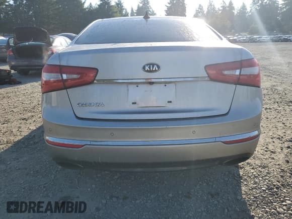 ✅ 2014 Kia Cadenza Limited • VIN: KNALN4D7XE5162934 • Lot: 81526175. Listed on Copart with 110,788 mi. Free auction sales archive from the USA and detailed vehicle history report at DreamBid. Image 6.