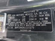 ✅ 2020 Kia Forte GT-Line • VIN: 3KPF34AD6LE213279 • Lot: 42173509. Wystawiony na IAAI z przebiegiem 182 214 mil. Bezpłatny archiwum sprzedaży aukcyjnych z USA i szczegółowy raport historii pojazdu na DreamBid. Zdjęcie 9.