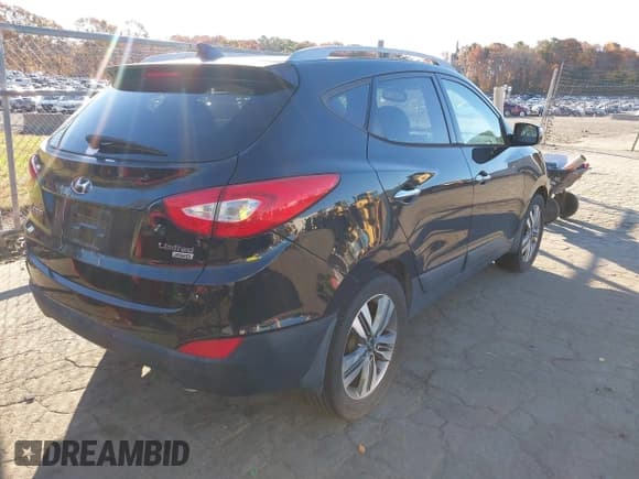 ✅ 2015 Hyundai Tucson Limited • VIN: KM8JUCAGXFU987810 • Lot: 43649976. Wystawiony na IAAI z przebiegiem 177 640 mil. Bezpłatny archiwum sprzedaży aukcyjnych z USA i szczegółowy raport historii pojazdu na DreamBid. Zdjęcie 4.