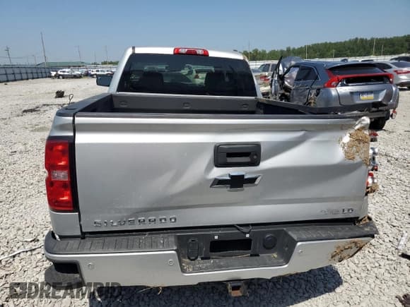 ✅ 2019 Chevrolet Silverado 1500 LT • VIN: 2GCVKPEC9K1228940 • Lot: 65620703. Wystawiony na Copart z przebiegiem 54 393 mil. Bezpłatny archiwum sprzedaży aukcyjnych z USA i szczegółowy raport historii pojazdu na DreamBid. Zdjęcie 6.