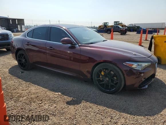 ✅ 2017 Alfa Romeo Giulia • VIN: ZARFAEBN8H7558166 • Lot: 69969145. Listed on Copart with 76,251 mi. Free auction sales archive from the USA and detailed vehicle history report at DreamBid. Image 4.