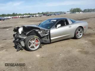 1999 Chevrolet Corvette z VIN 1G1YY22G7X5125696, wystawiony jako Copart lot #68566915 z przebiegiem Nie podano mil oraz Szkoda całkowita • Salvage title. Historia ofert i sprzedaży dostępna na DreamBid. Obrazek 1.
