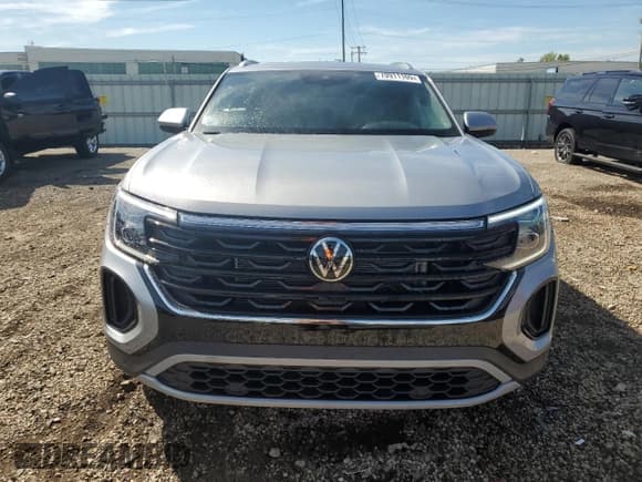 ✅ 2025 Volkswagen Atlas SE • VIN: 1V2KE2CA8SC224658 • Лот: 70911165. Опубликован ранее на Copart с пробегом 147 миль. Бесплатный доступ к архиву аукционных продаж из США и подробный отчёт об истории автомобиля на DreamBid. Изображение 5.
