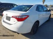 ✅ 2016 Toyota Corolla LE • VIN: 5YFBURHE2GP390410 • Lot: 43626148. Wystawiony na IAAI z przebiegiem 261 309 mil. Bezpłatny archiwum sprzedaży aukcyjnych z USA i szczegółowy raport historii pojazdu na DreamBid. Zdjęcie 4.