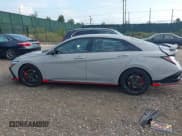 ✅ 2025 Hyundai Elantra • VIN: KMHLW4DK7SU030408 • Лот: 43277625. Опубликован ранее на IAAI с пробегом 5 968 миль. Бесплатный доступ к архиву аукционных продаж из США и подробный отчёт об истории автомобиля на DreamBid. Изображение 14.