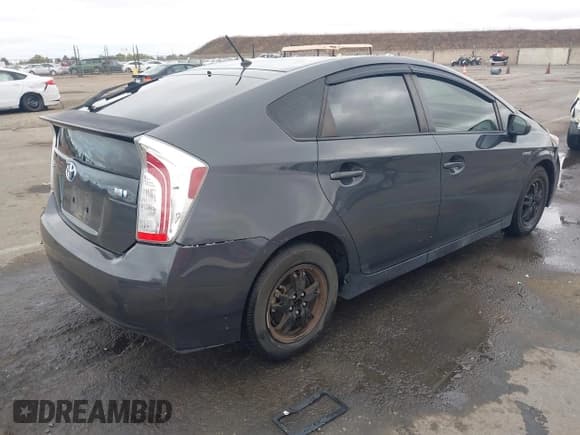 ✅ 2015 Toyota Prius Four • VIN: JTDKN3DUXF0400973 • Lot: 43541577. Listed on IAAI with 202,994 mi. Free auction sales archive from the USA and detailed vehicle history report at DreamBid. Image 4.
