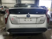 ✅ 2017 Toyota Prius Two • VIN: JTDKBRFU2H3577334 • Lot: 86335955. Wystawiony na Copart z przebiegiem 86 941 mil. Bezpłatny archiwum sprzedaży aukcyjnych z USA i szczegółowy raport historii pojazdu na DreamBid. Zdjęcie 6.