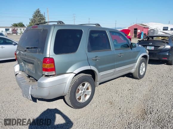 ✅ 2007 Ford Escape XLT • VIN: 1FMCU93197KA52585 • Лот: 42807779. Опубликован ранее на IAAI с пробегом 196 828 миль. Бесплатный доступ к архиву аукционных продаж из США и подробный отчёт об истории автомобиля на DreamBid. Изображение 4.