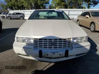 ✅ 1993 Cadillac Seville Touring STS • VIN: 1G6KY5295PU806142 • Lot: 80756984. Wystawiony na Copart z przebiegiem 88 438 mil. Bezpłatny archiwum sprzedaży aukcyjnych z USA i szczegółowy raport historii pojazdu na DreamBid. Zdjęcie 5.