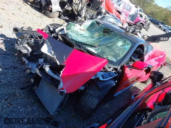 ✅ 2020 Chevrolet Corvette 3LT • VIN: 1G1Y82D44L5000443 • Lot: 43415904. Listed on IAAI with Not provided. Free auction sales archive from the USA and detailed vehicle history report at DreamBid. Image 16.