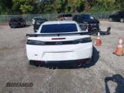 ✅ 2018 Chevrolet Camaro 2SS • VIN: 1G1FH1R73J0189018 • Лот: 43313071. Опубликован ранее на IAAI с пробегом 79 918 миль. Бесплатный доступ к архиву аукционных продаж из США и подробный отчёт об истории автомобиля на DreamBid. Изображение 16.