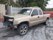 ✅ 2004 Chevrolet Silverado 1500 • VIN: 2GCEK19TX41141087 • Лот: 43495153. Опубликован ранее на IAAI с пробегом 215 113 миль. Бесплатный доступ к архиву аукционных продаж из США и подробный отчёт об истории автомобиля на DreamBid. Изображение 2.