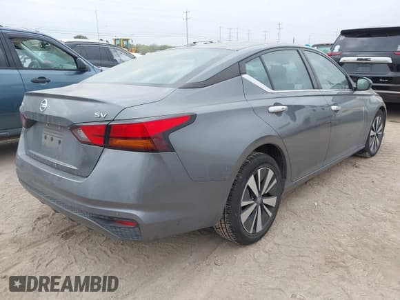 ✅ 2022 Nissan Altima SV • VIN: 1N4BL4DV7NN317318 • Lot: 43503122. Wystawiony na IAAI z przebiegiem 67 769 mil. Bezpłatny archiwum sprzedaży aukcyjnych z USA i szczegółowy raport historii pojazdu na DreamBid. Zdjęcie 4.