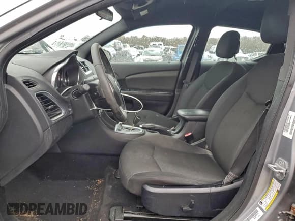 ✅ 2013 Dodge Avenger SXT • VIN: 1C3CDZCB8DN661422 • Lot: 94101485. Listed on Copart with 123,559 mi. Free auction sales archive from the USA and detailed vehicle history report at DreamBid. Image 7.