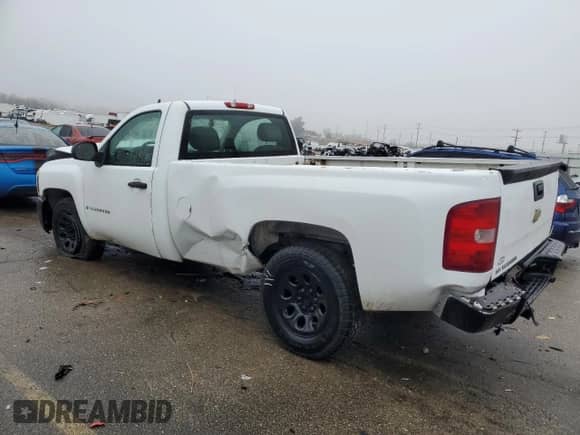 2008 Chevrolet Silverado 1500 Work Truck with VIN 1GCEC14C28E120663, listed as a Copart auction lot 84678714 with 290,153 mi miles and Salvage title. Bid and sale history available at DreamBid. Image 2.
