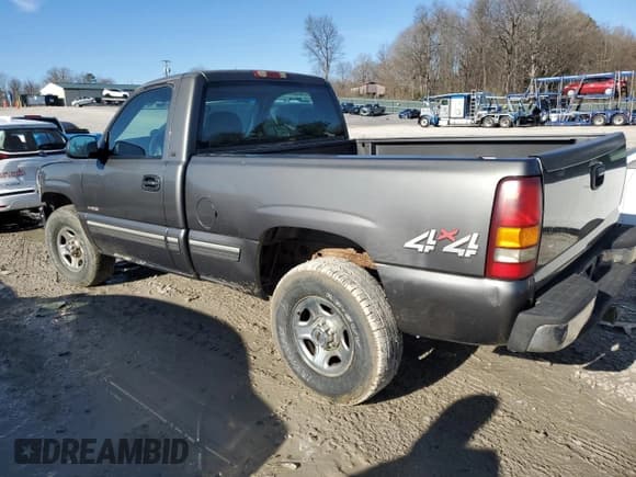 ✅ 2000 Chevrolet Silverado 1500 • VIN: 1GCEK14V6YZ211982 • Lot: 45706775. Listed on Copart with Not provided. Free auction sales archive from the USA and detailed vehicle history report at DreamBid. Image 2.