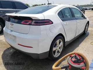 ✅ 2015 Chevrolet Volt • VIN: 1G1RA6E43FU115799 • Lot: 62440674. Wystawiony na Copart z przebiegiem 146 339 mil. Bezpłatny archiwum sprzedaży aukcyjnych z USA i szczegółowy raport historii pojazdu na DreamBid. Zdjęcie 3.